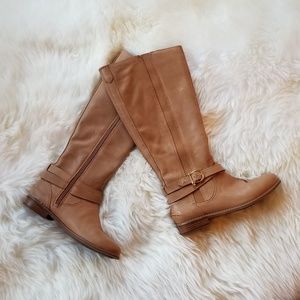 Women's leather boots